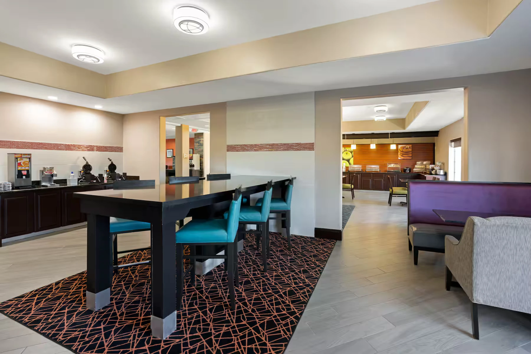 Hotel Breakfast Area